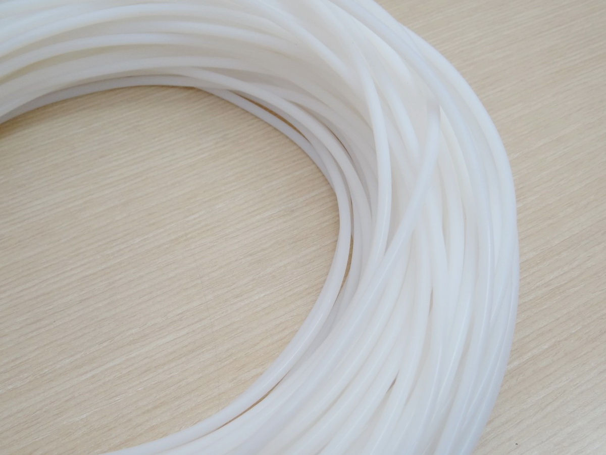 PTFE (สีขาว) Teflon Tubes ID 2mm, OD 4.1mm (ราคา/1เมตร)