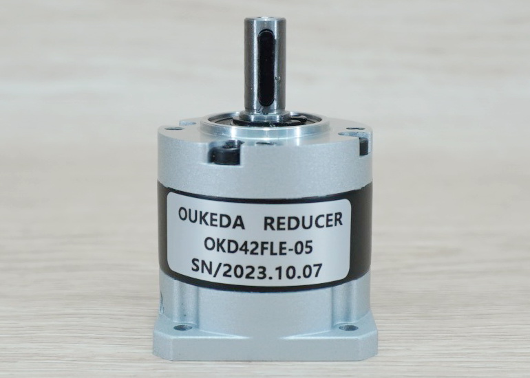 Precision Planetary Gearbox Ratio 5:1 NEMA17 Speed Reducer (Shaft: IN 5mm - OUT 8mm)