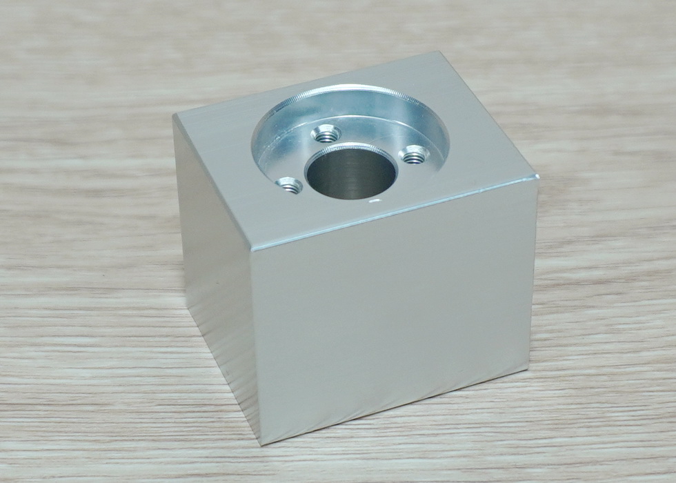 Aluminium housing สำหรับ Nut ลดการคลอน T8 (White)