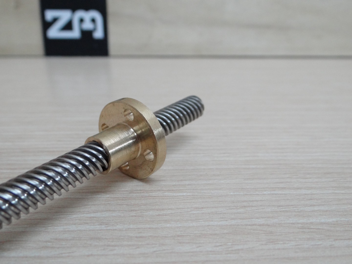 T8 Lead Screw Dia 8mm ยาว 300mm (Lead 12mm) + Copper Nut