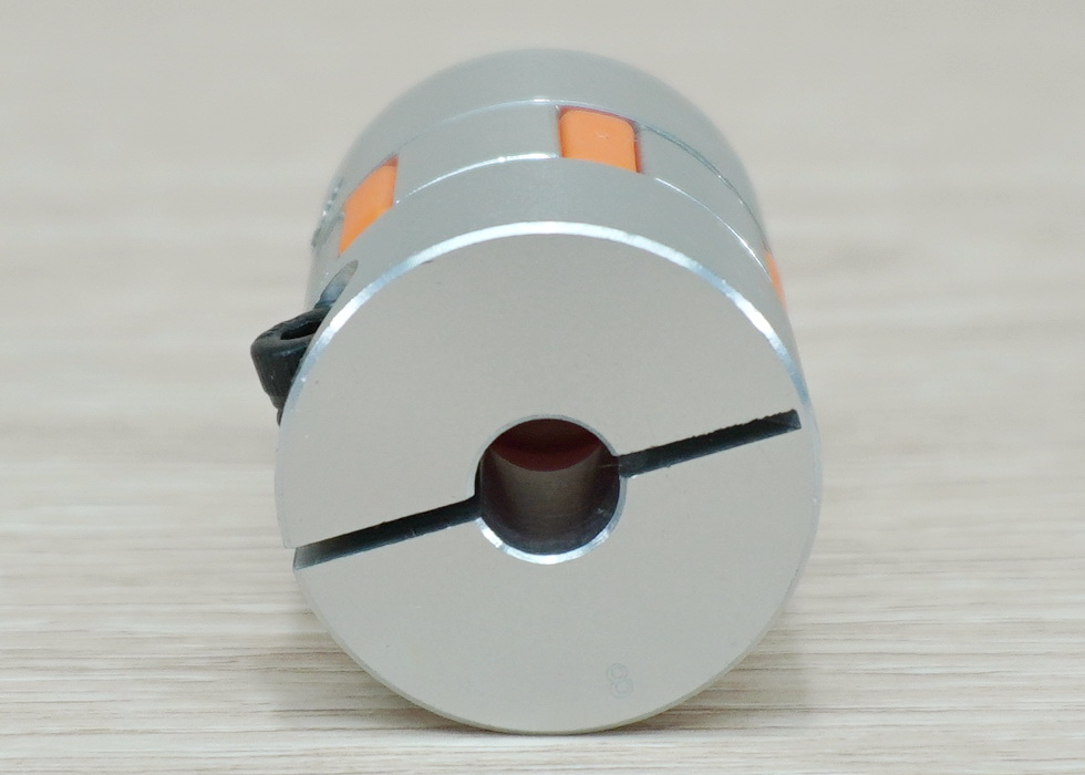 8 x 8 mm XB-Plum Flexible Shaft Coupling D30 L40