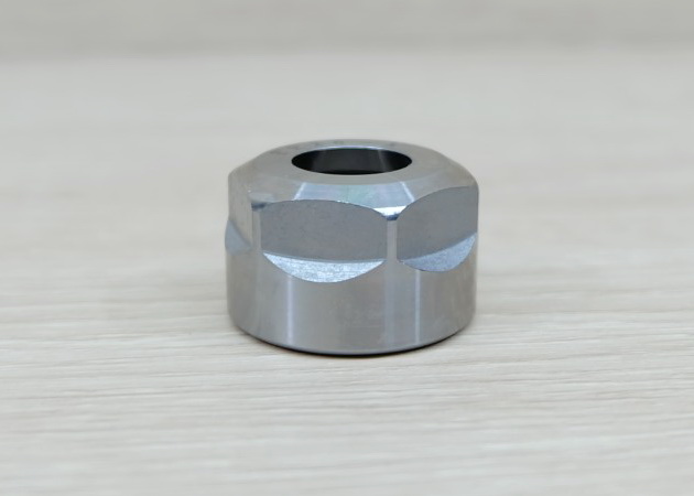 ER20A Chuck Nut - Screw M25x1.5 Silver Type-A