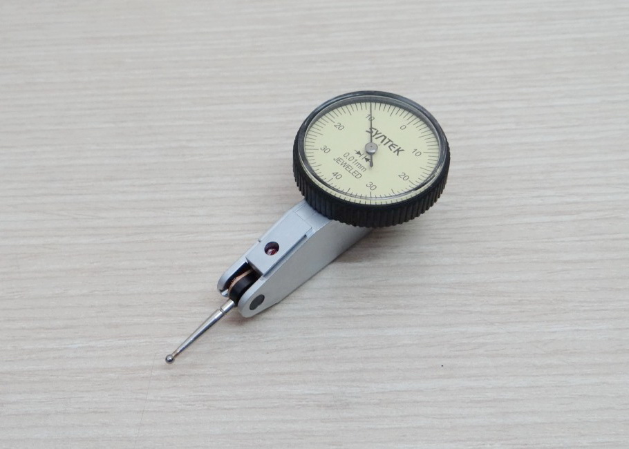 Syntek, 0-0.8mm shockproof Dial Test lever Indicator 0.01mm (diameter yellow face 33.5mm) Accuracy ±0.01mm