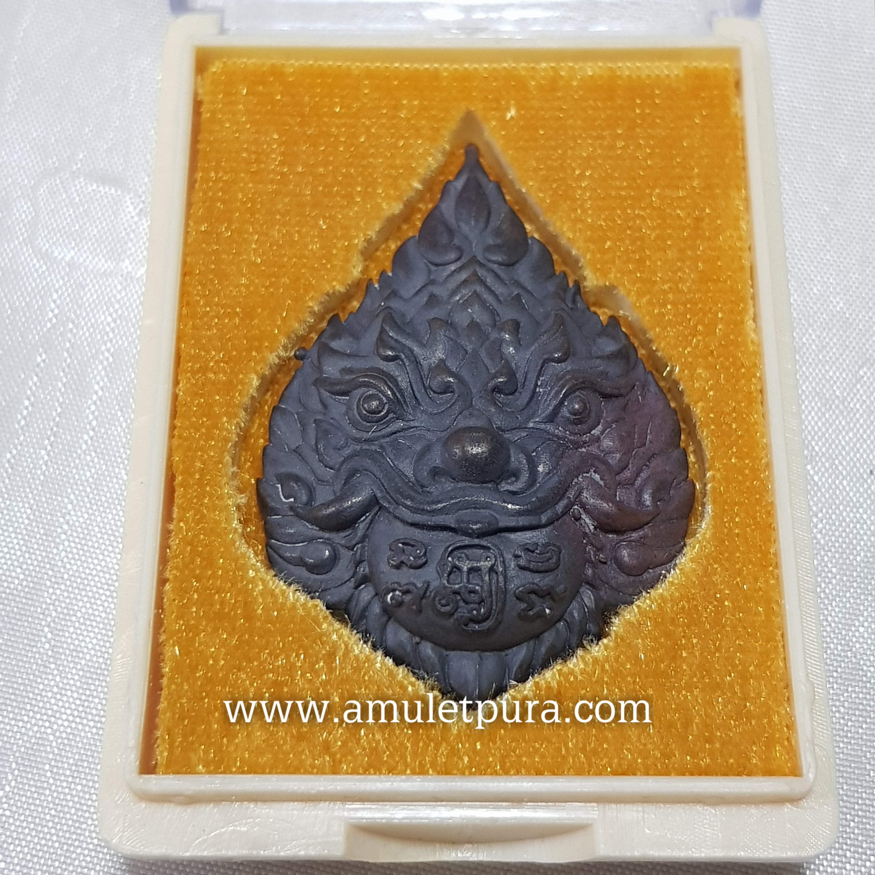 พระราหู รุ่นรวยทรัพย์(นวะอุดชนโรง/พลอย/จีวร)ปี60 หลวงพ่อรักษ์ วัดสุทธาวาสวิปัสนา จ.พระนครศรีอยุธยา(มีโค้ด หมายเลข123 สร้าง199องค์)