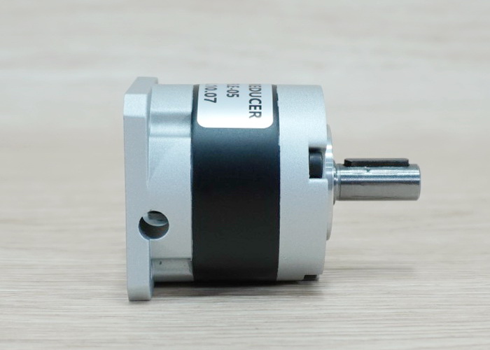 Precision Planetary Gearbox Ratio 5:1 NEMA17 Speed Reducer (Shaft: IN 5mm - OUT 8mm)