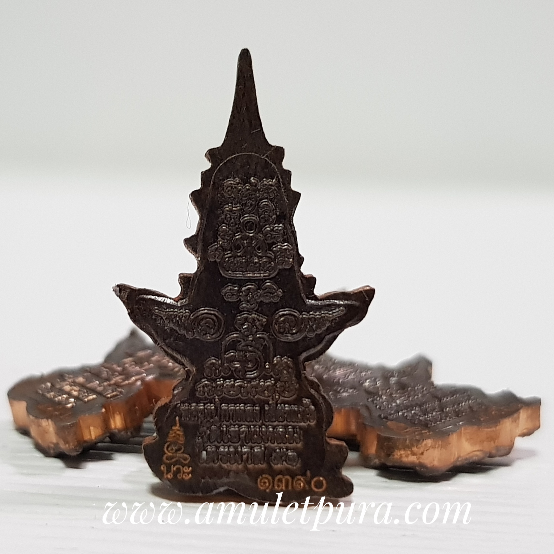 ปรกท้าวเวสสุวรรณหน้าเทพ(นวะโลหะขอมโบราณพันปี)รุ่นเขี้ยวแก้วประกาศิต ไตรมาสปี51 หลวงปู่กาหลง วัดเขาแหลม จ.สระแก้ว(ตอกโค้ดและหมายเลขกำกับ)