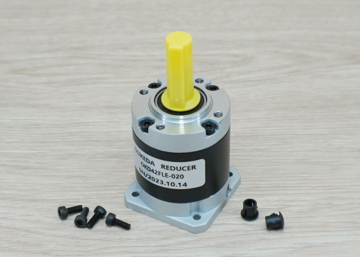 Precision Planetary Gearbox Ratio 20:1 NEMA17 Speed Reducer (Shaft: IN 5mm - OUT 8mm)