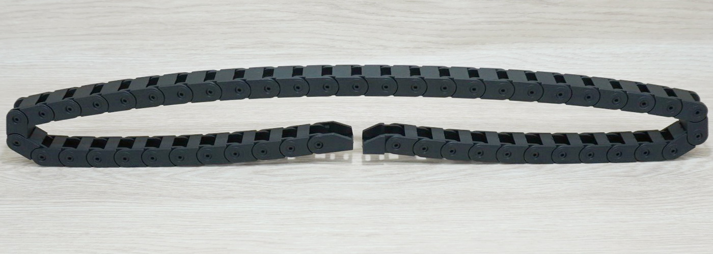 10 X 10 mm Cable Drag Chain R18mm ยาว 1M และ End Connectors