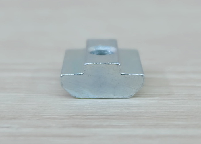 T-Nut M6 (20 ตัว/ชุด) 18x8mm สำหรับ Series 40 Alu Profile