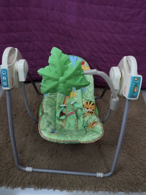 FisherPrice เปลไกว FisherPrice มีเพลงกล่อม สภาพสวย 90%