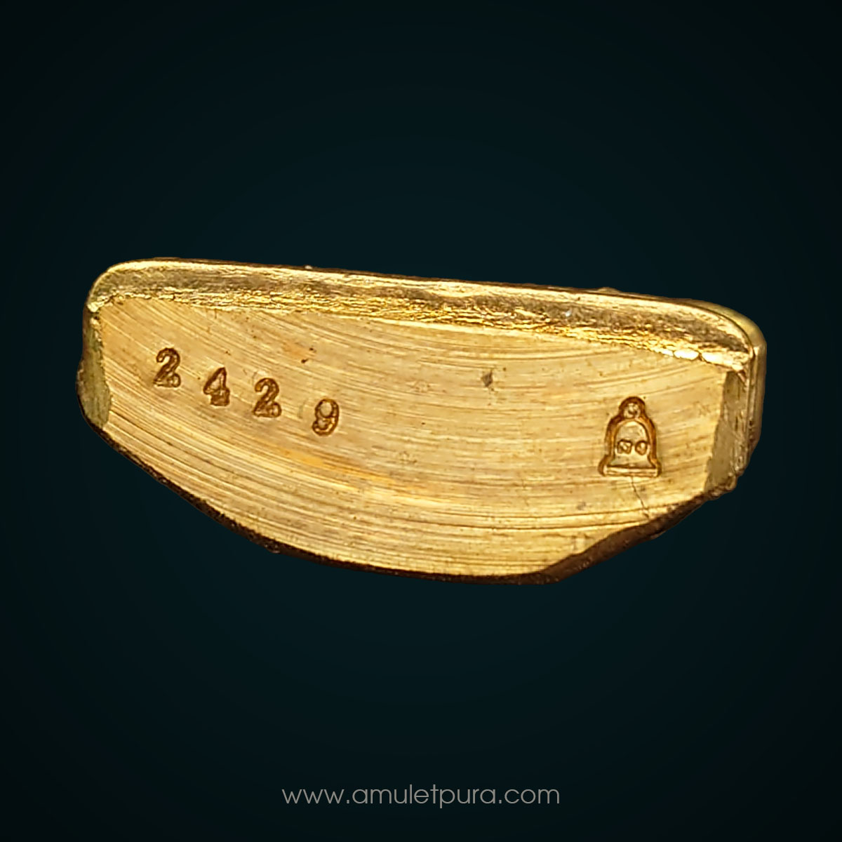 รูปเหมือนปั๊มครูบาอริยชาติ เนื้อทองแดง รุ่นสรงน้ำ รุ่นแรก ปี55 ครูบาอริยชาติ วัดแสงแก้วโพธิญาณ จ.เชียงราย (ใต้ฐานตอกโค้ด และหมายเลข 2429)