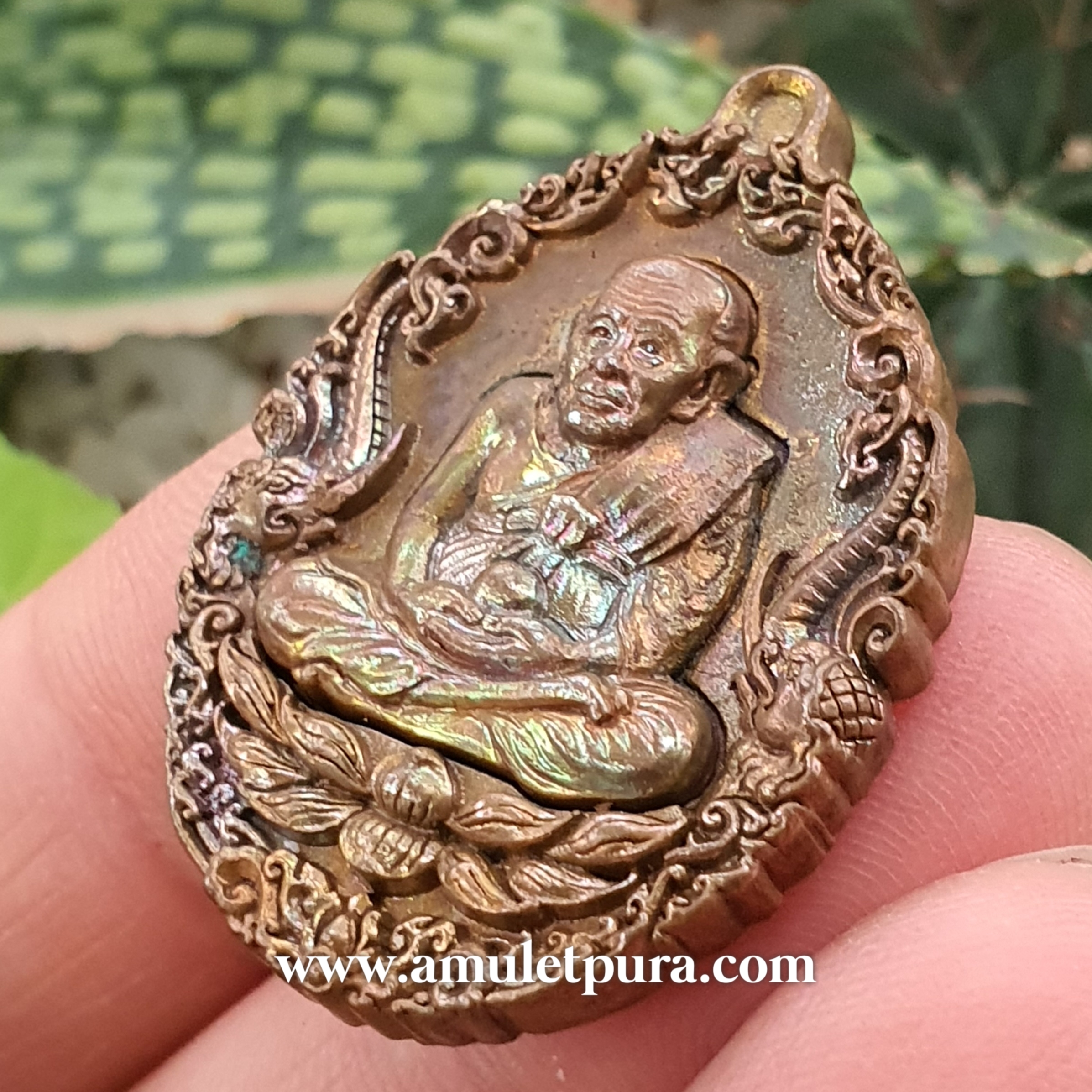 เหรียญหล่อหลวงปู่ทวดบรรจุกริ่ง เนื้อทองแดงผิวไฟ รุ่นเปิดโลกเศรษฐี58 วัดพระมหาธาตุฯ จ.นครศรีธรรมราช (ตอกโค้ด หมายเลข 1873)