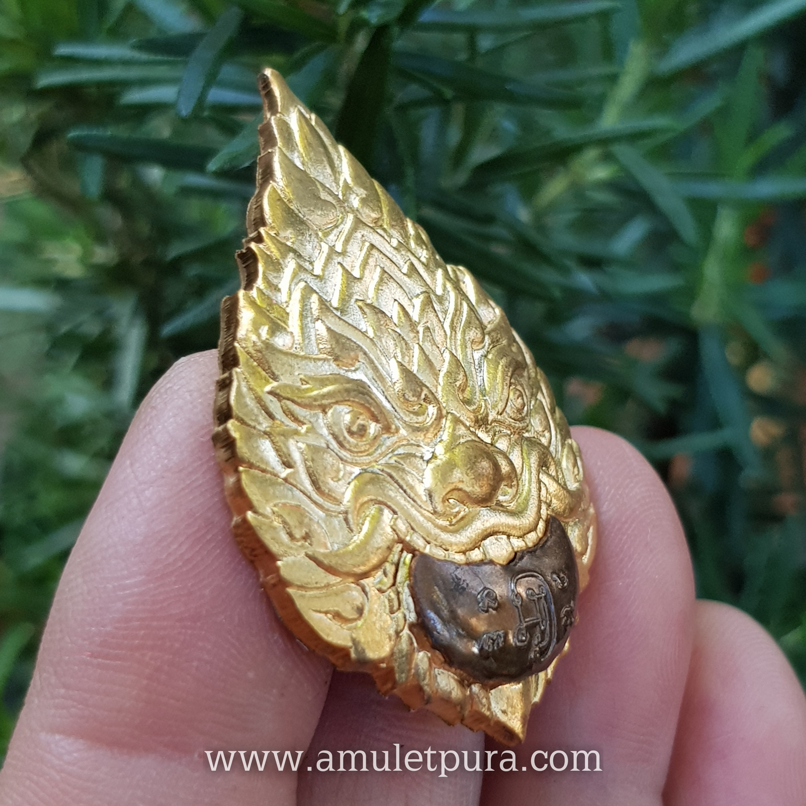 พระราหู รุ่นรวยทรัพย์ (เนื้อทองทิพย์ พระจันทร์หน้ากากนวะ) ปี60 หลวงพ่อรักษ์ วัดสุทธาวาสวิปัสนา จ.พระนครศรีอยุธยา (มีโค้ด หมายเลข9 หนึ่งใน 299 เหรียญ)