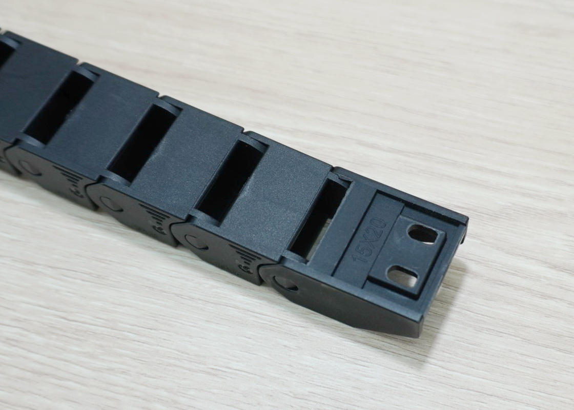 15 X 20 mm Cable Drag Chain R28mm ยาว 1M และ End Connectors