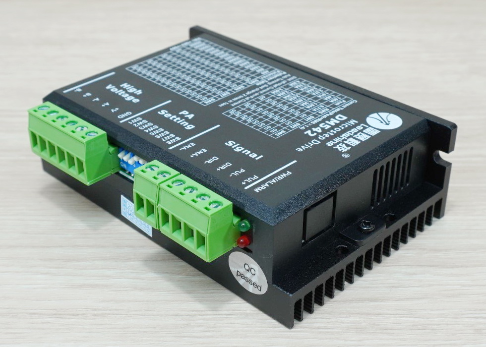 DM542 (Leadshine) Microstep Driver Peak 4.2A, 20-50 VDC 2-phase