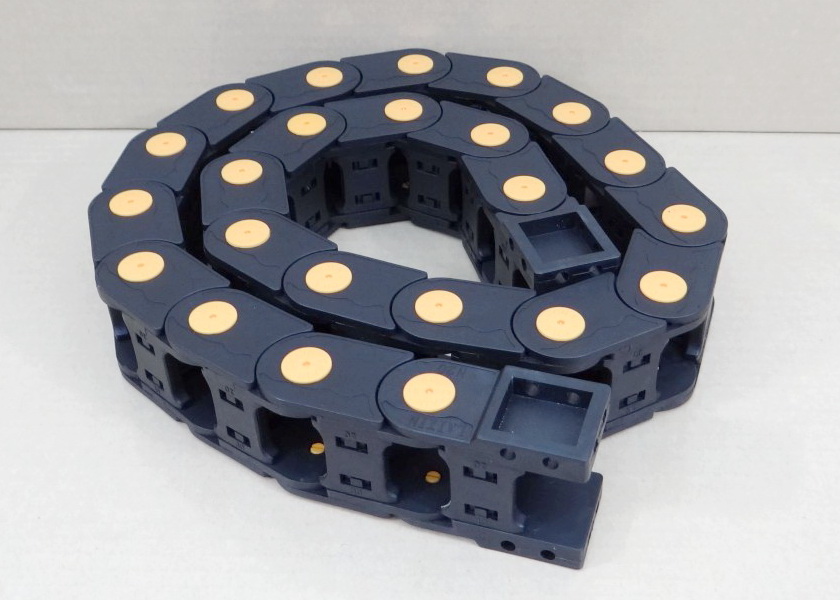 20 X 30 mm Cable Drag Chain R55mm ยาว 1M และ End Connectors (Bridge opening)