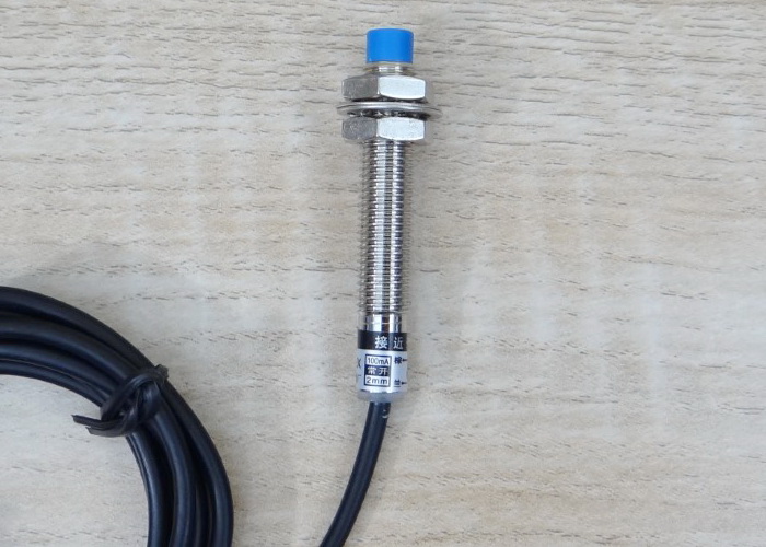 LJ8A3-2-Z/EX (2 Wire, NO ระยะ 2mm) 6-36V DC Inductive Proximity Sensor M8