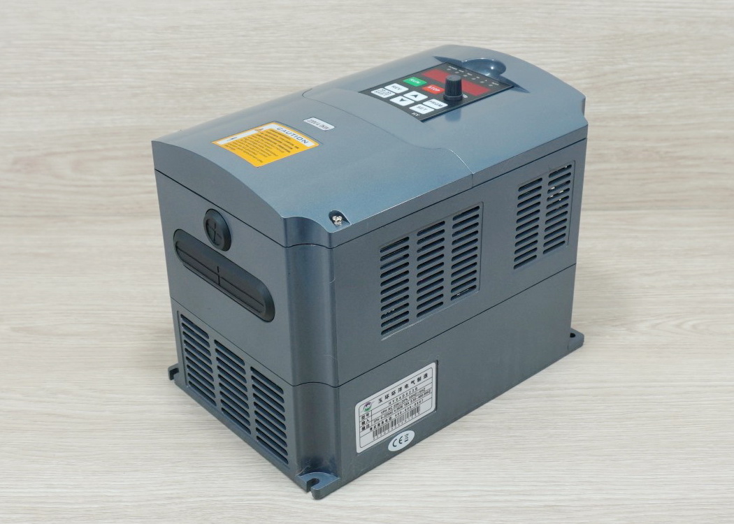VFD Spindle Inverter 220V 4kw (HY04D023B)