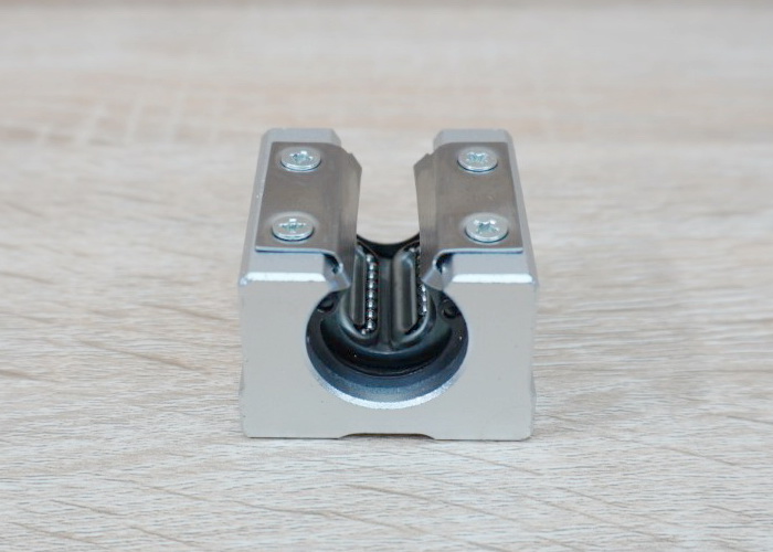 SBR12GA (ร่องเหล็ก ทนทานสูง) Steel Retainer - Aluminum Linear Ball Bearing Block