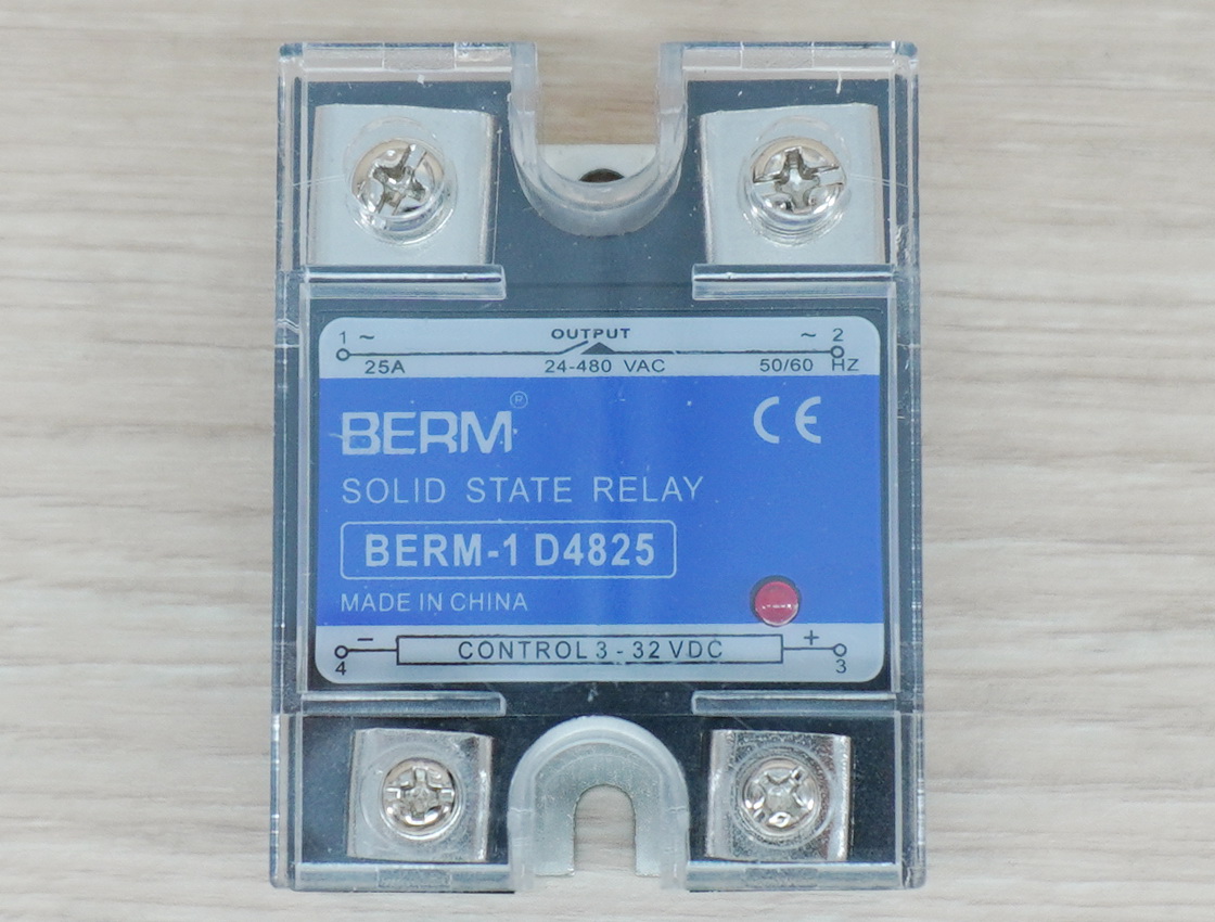 BERM-1 D4825 Solid State Relay, SSR 25A input 3-32VDC output 24-480VAC