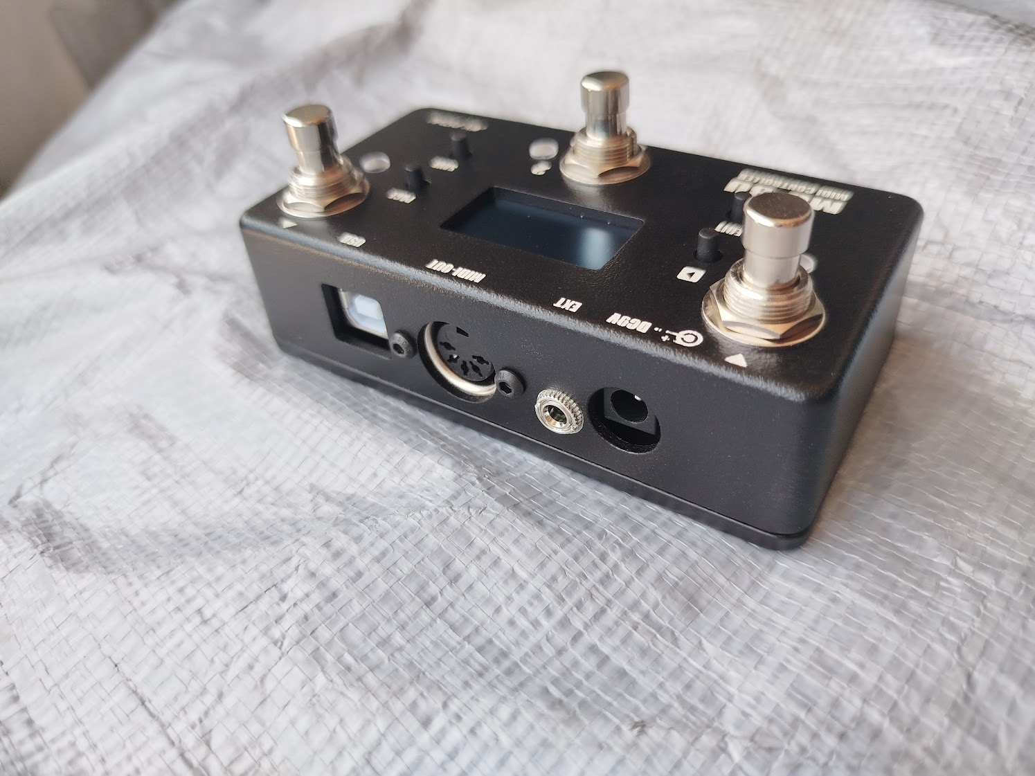 MC-3U MIDI CONTROLLER