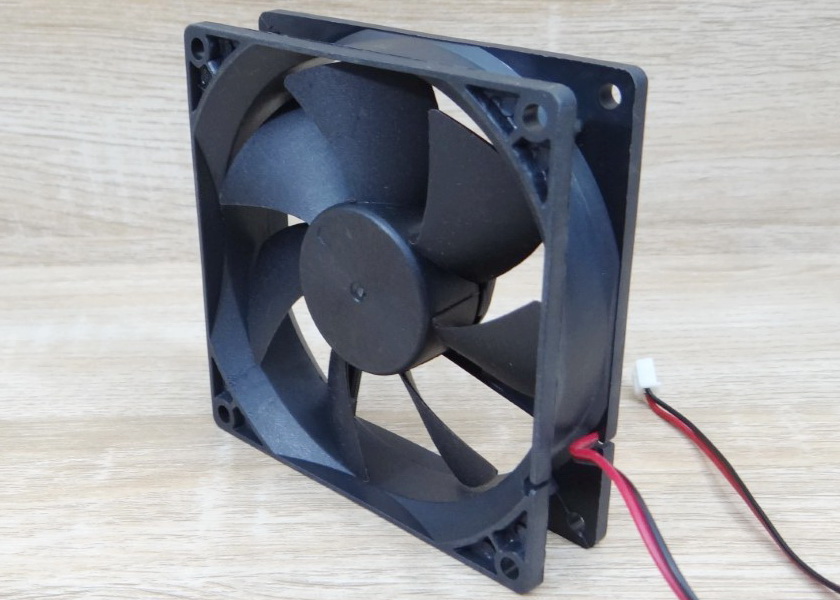 Fan 92 x 92 x 25mm DC 24V