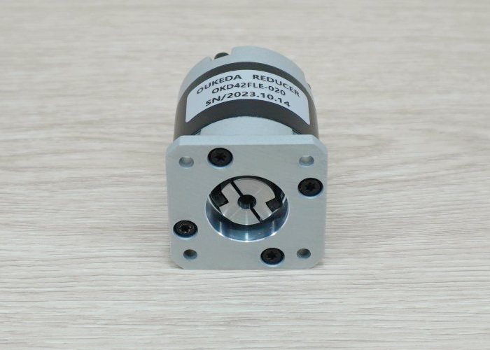 Precision Planetary Gearbox Ratio 20:1 NEMA17 Speed Reducer (Shaft: IN 5mm - OUT 8mm)