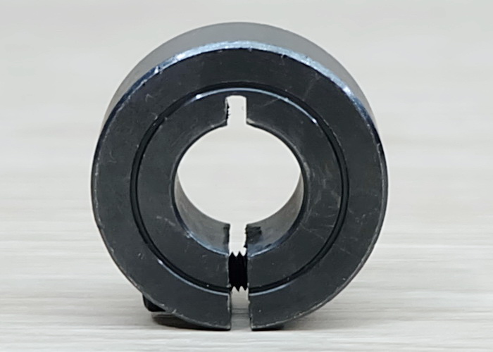 SCS 12x28x11 mm (IDxODxThickness) 45 Steel - Open type optical axis fixing ring