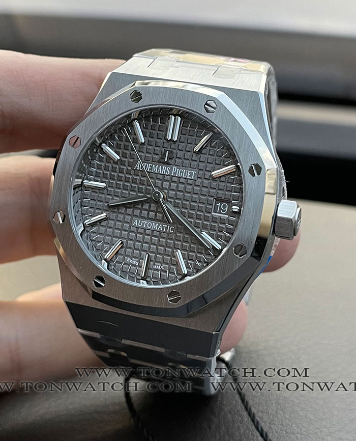 AP Royal Oak 15450 GREY 37mm. ZF