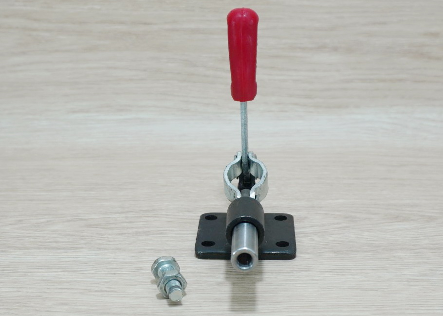 304C 32mm Plunger Stroke Push Pull Toggle Clamp 227kg Holding Capacity