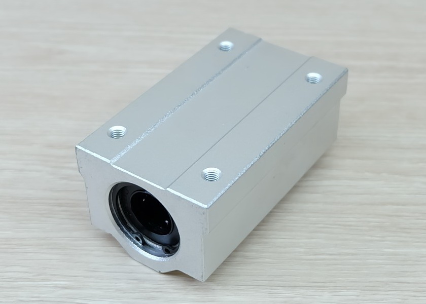 SCS16LUU Linear Ball Bearing Block 16mm