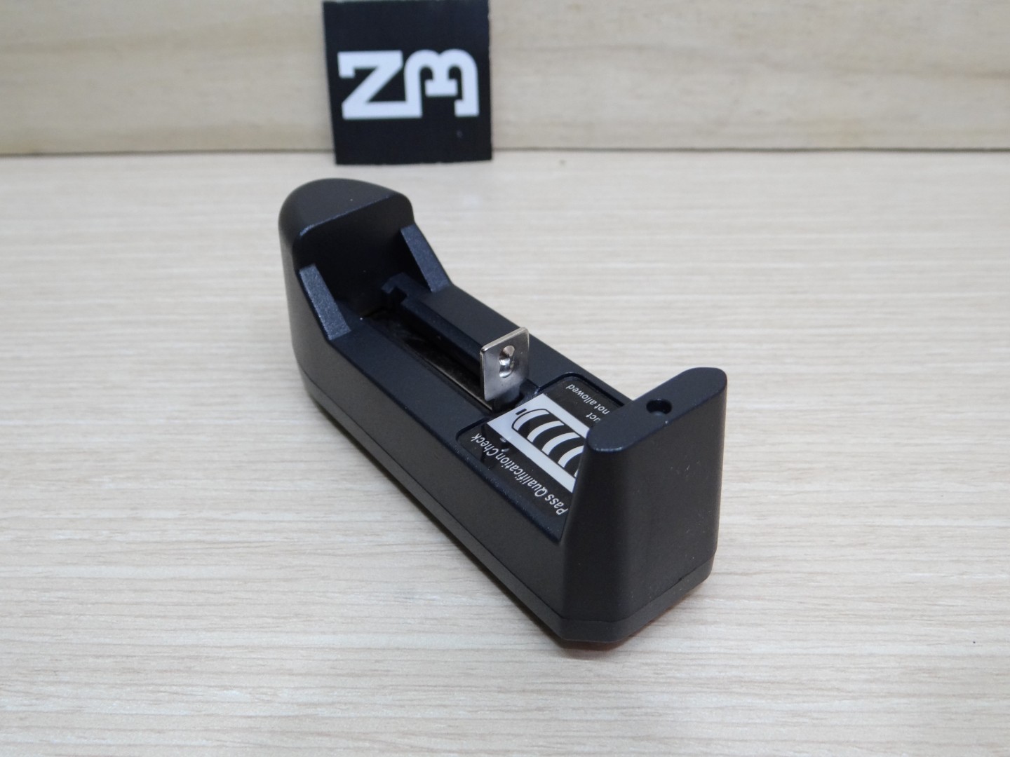 Li-ion Battery Charger 3.7V 450mA แบบ 1 ก้อน