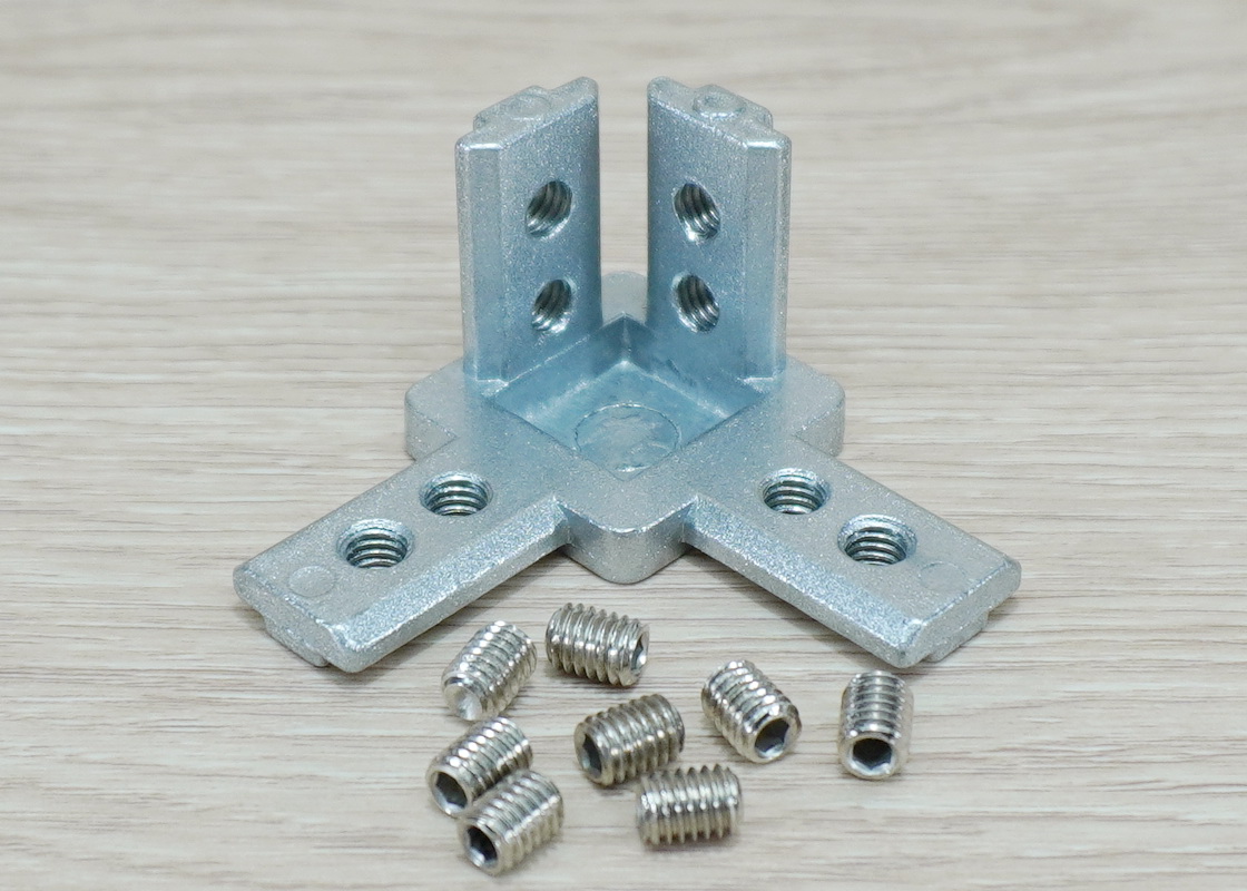 3 Way L-Bracket สำหรับ Series 30 Alu Profile (8-Hole)