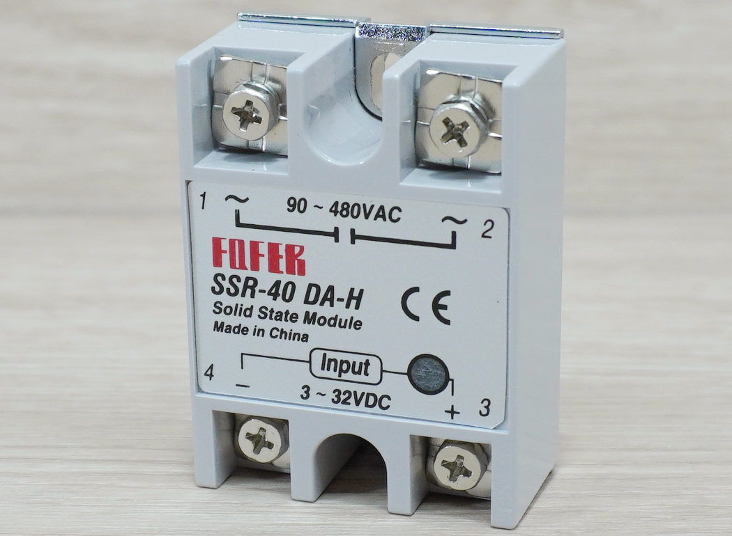 Solid State Relay, SSR-40DA-H, input 3-32VDC output 90-480VAC, 25A