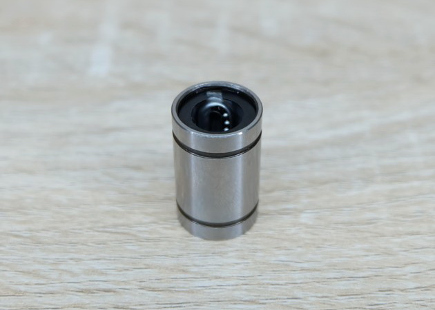 LM8GA Steel Retainer Linear Ball Bearing (Long-Life)