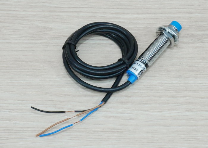 LJ12A3-4-Z/BY (PNP, NO ระยะ 4mm) 6-36V DC Inductive Proximity Sensor