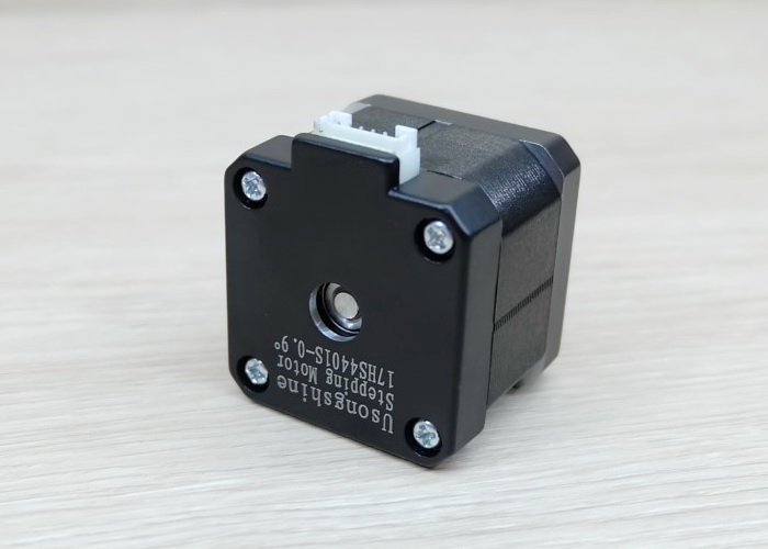 Usongshine - Stepper Motor 0.9° (Nema17) แรงบิด 42 N.cm 1.3A (17HS4401S-0.9) Black End