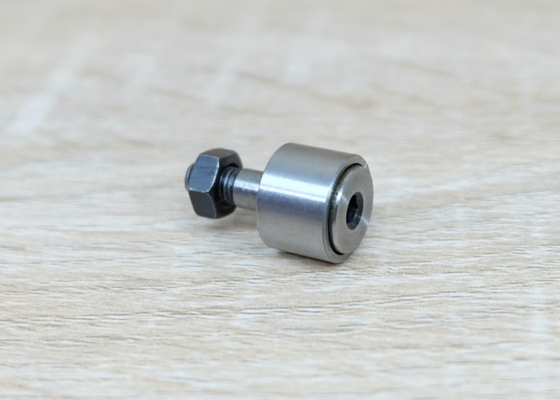 CF5/KR13 Cam Follower Needle Roller Bearing M5X0.8mm