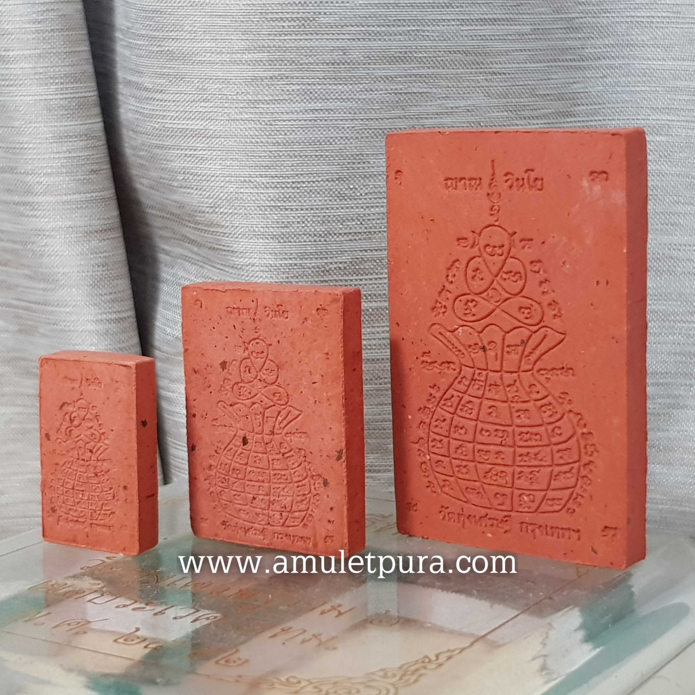 พระพุทธเมตตา รุ่นเศรษฐีทันใจ(พิมพ์ใหญ่,กลาง,เล็ก) ปี52 หลวงพ่อเณร วัดทุ่งเศรษฐี(ราม2)กรุงเทพมหานคร