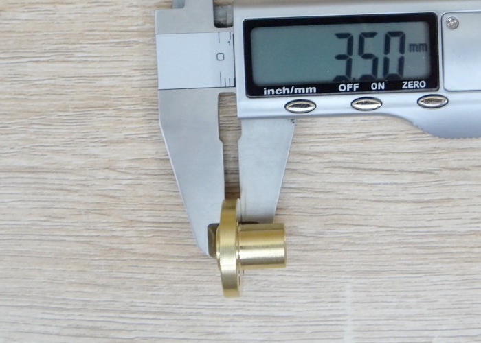 T8 Copper Nut Dia 8mm (Lead 1mm)