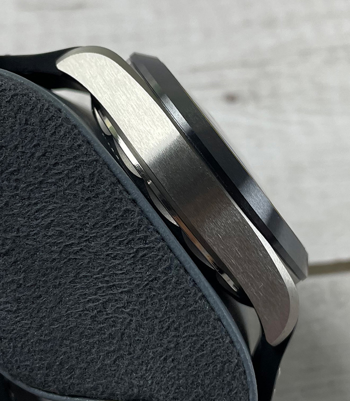 OMEGA WORLDTIMER TITANIUM VSF