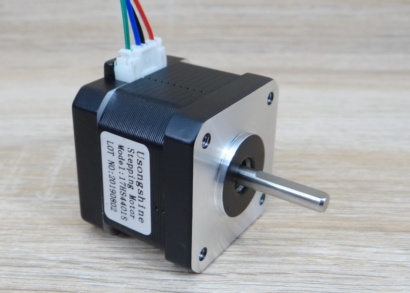 Usongshine - Stepper Motor (Nema17) แรงบิด 42 N.cm 1.5A (17HS4401S) Black End