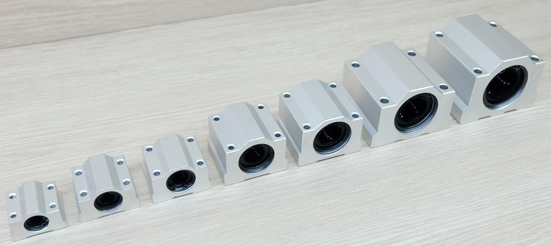 SCS30UU Linear Ball Bearing Block 30mm