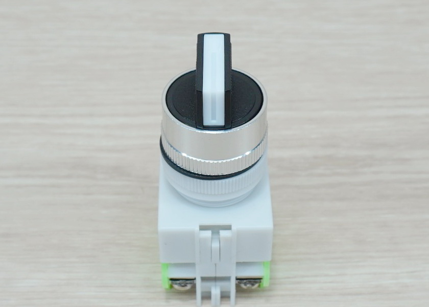 LAY37-20X3 AC660V 10A (3-Position) Industrial Selector Rotary Switch (ON-OFF-ON) self-locking