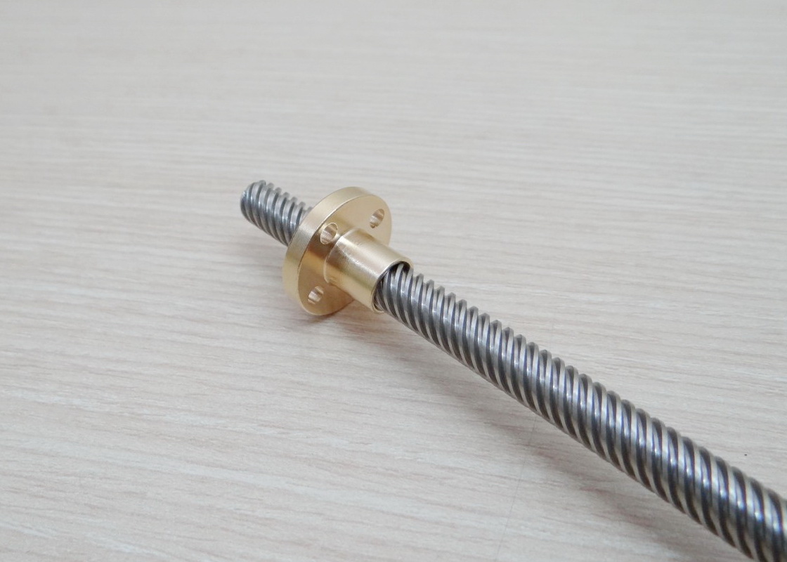 T8 Lead Screw Dia 8mm ยาว 300mm (Lead 14mm) + Copper Nut