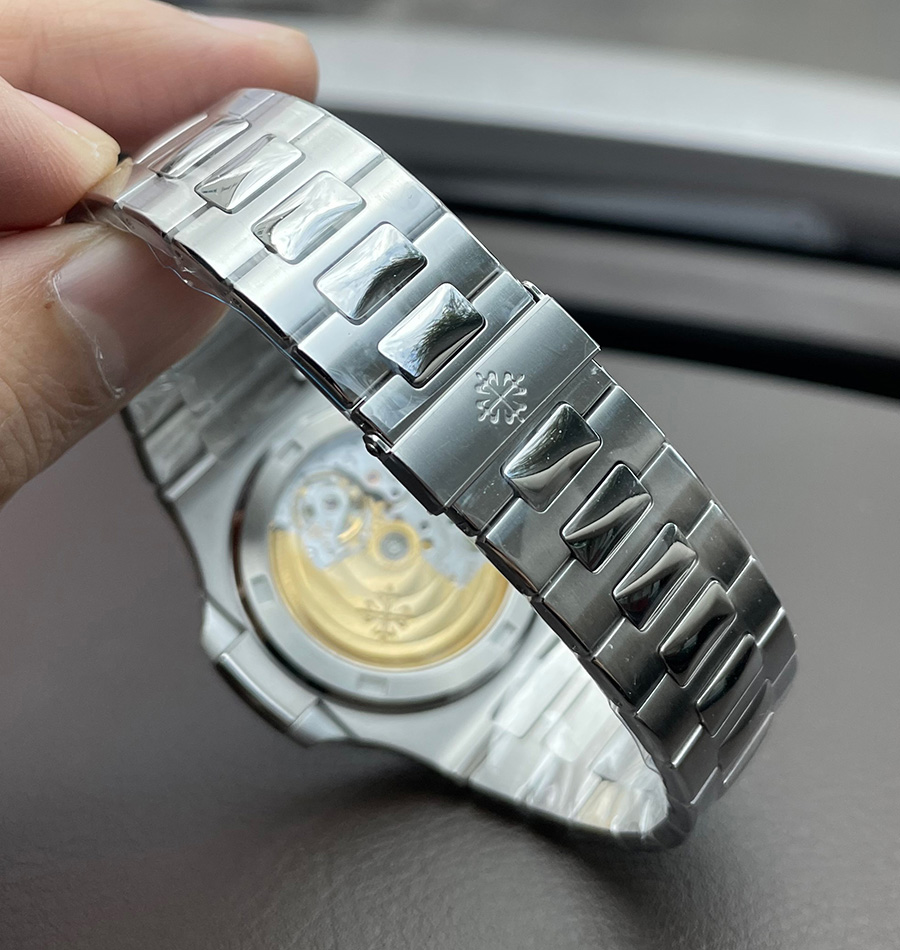 PATEK5711WHITE PATEK NAUTILUS 5711 3KF