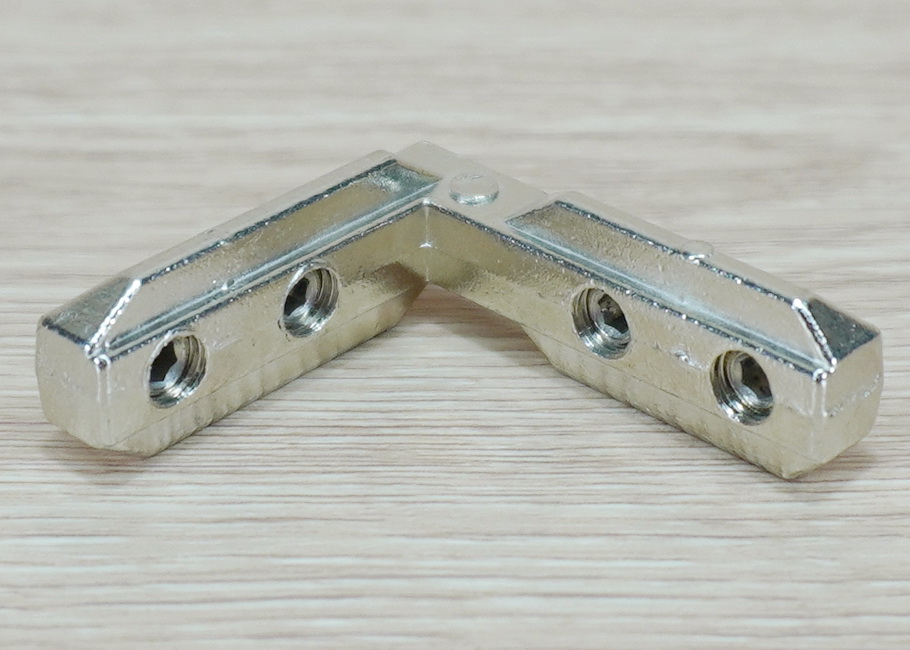 Inner Bracket 4-Hole สำหรับ Series 30 Alu Profile + น็อตยึด M6