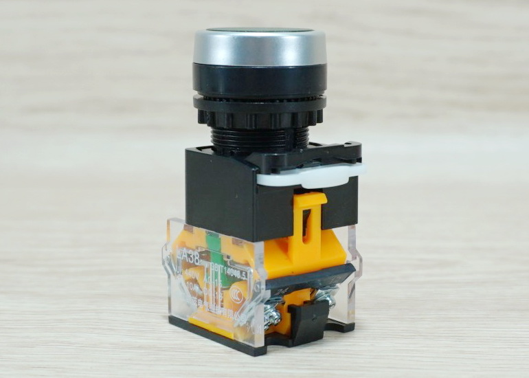 LA38 22mm Flat Head Pushbutton Switch 1NO/1NC Reset (Blue - กดติด-ปล่อยดับ) LA38-11BN