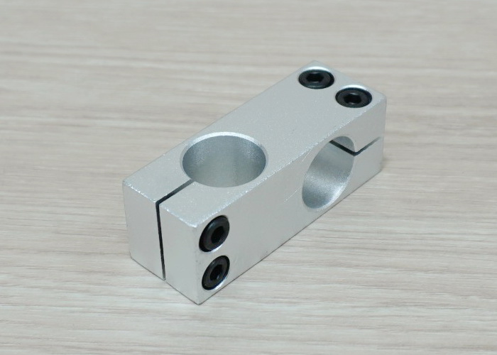 20mm x 20mm Holes Cross Shaft Support Aluminum Alloy