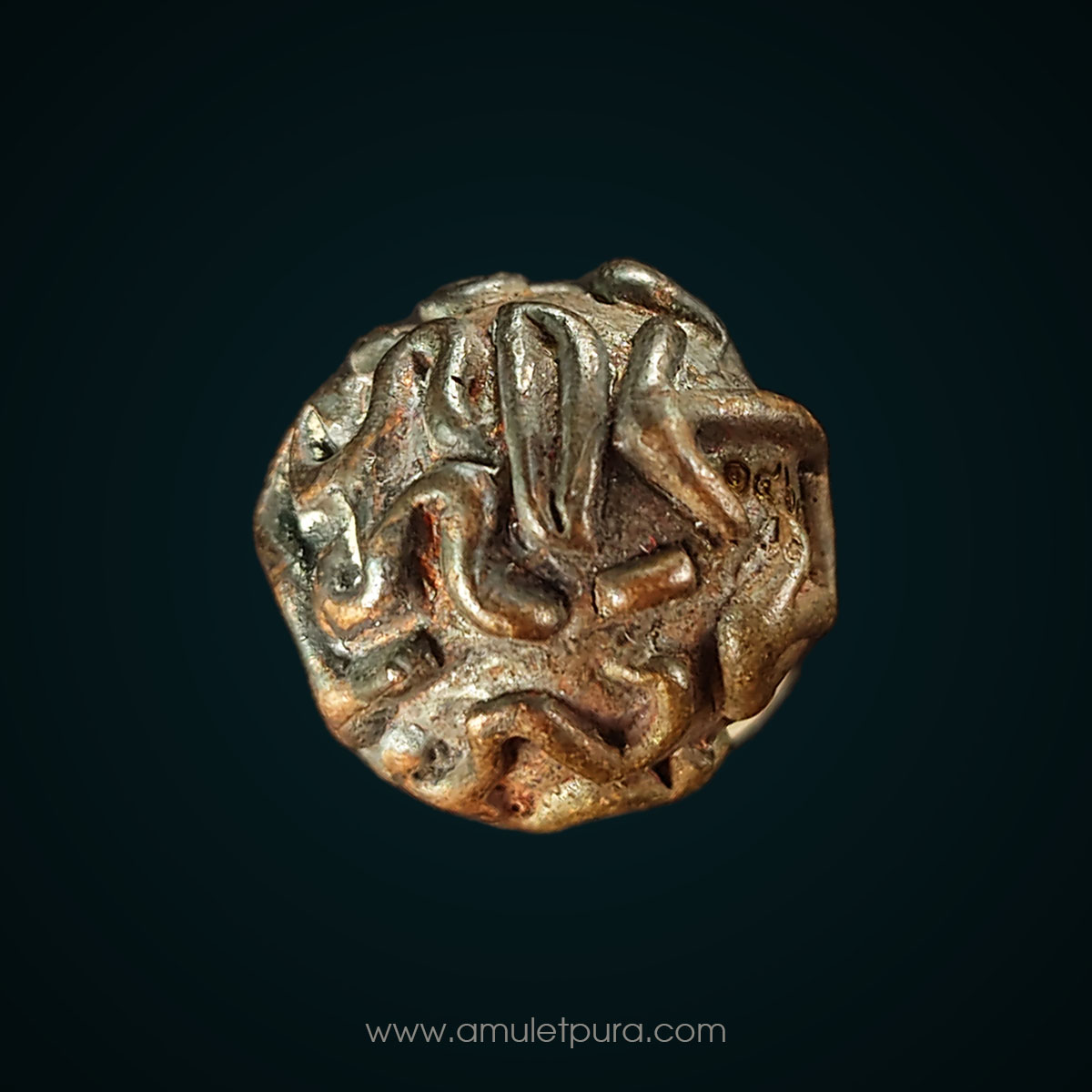 เม็ดกระสุนคตเนื้อโลหะ (เนื้อมหาชนวน) รุ่นแรก ปี65 พ่อท่านอิ่ม 105 ปี วัดทุ่งนาใหม่ จ.นครศรีธรรมราช สร้างโดยอาจารย์เณรดอยเมืองตรัง (มีโค้ด หมายเลข 1467)